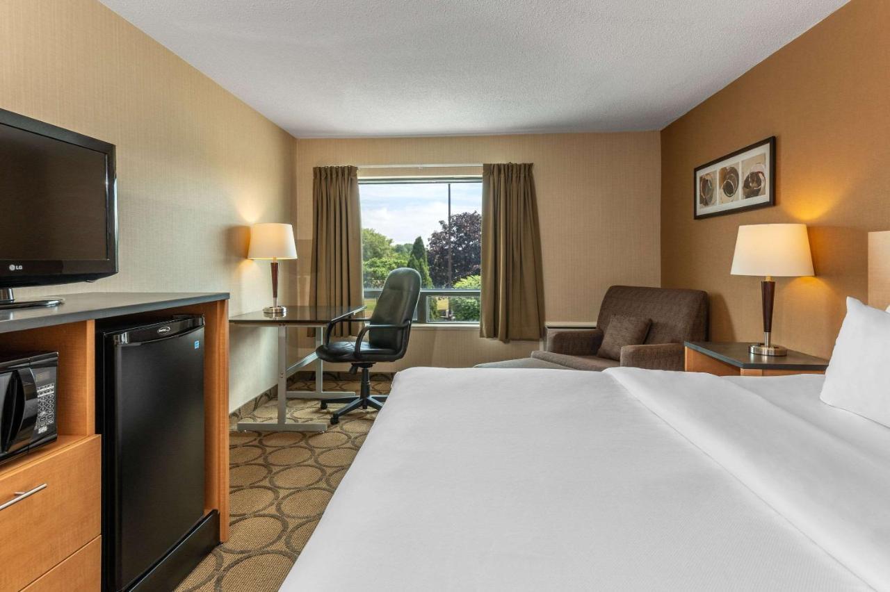 Comfort Inn Pembroke Exteriér fotografie