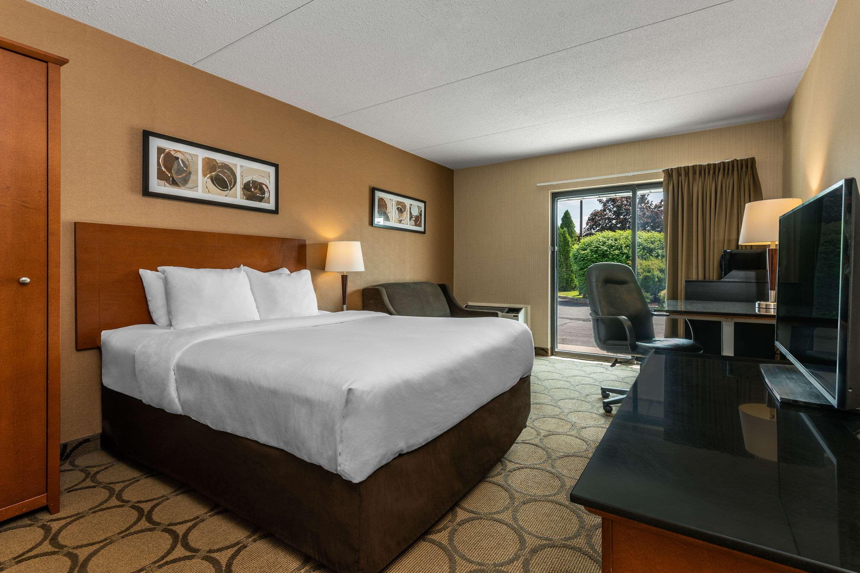 Comfort Inn Pembroke Exteriér fotografie