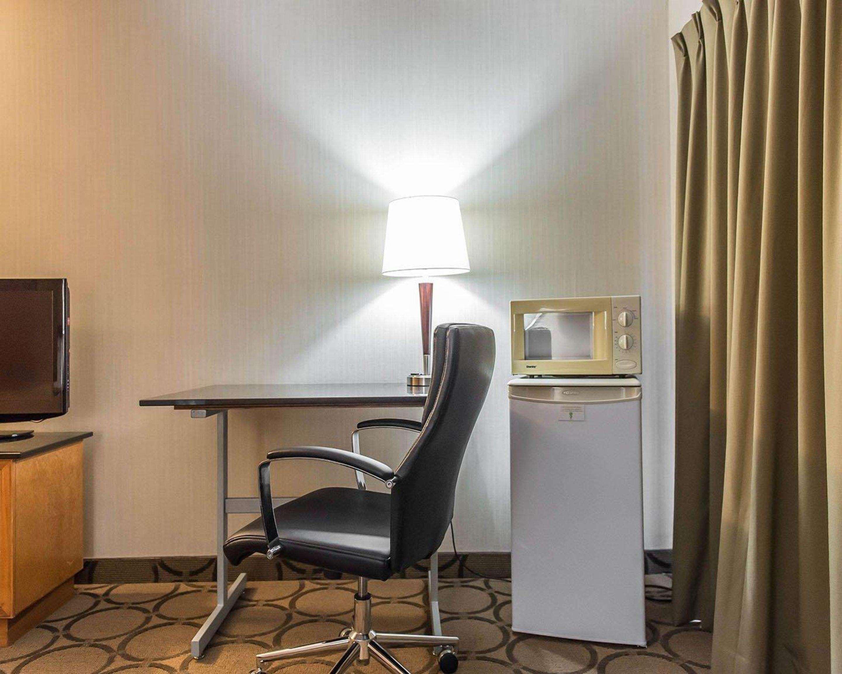 Comfort Inn Pembroke Exteriér fotografie
